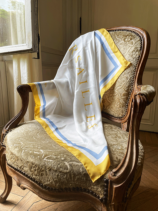 white silk scarf Versailles