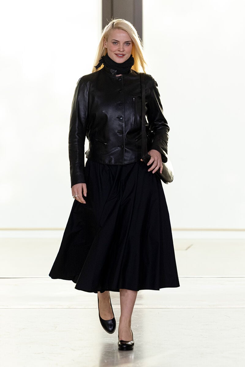 D&eacute;fil&eacute; femme &eacute;t&eacute; 2027 -  agn&egrave;s b. 