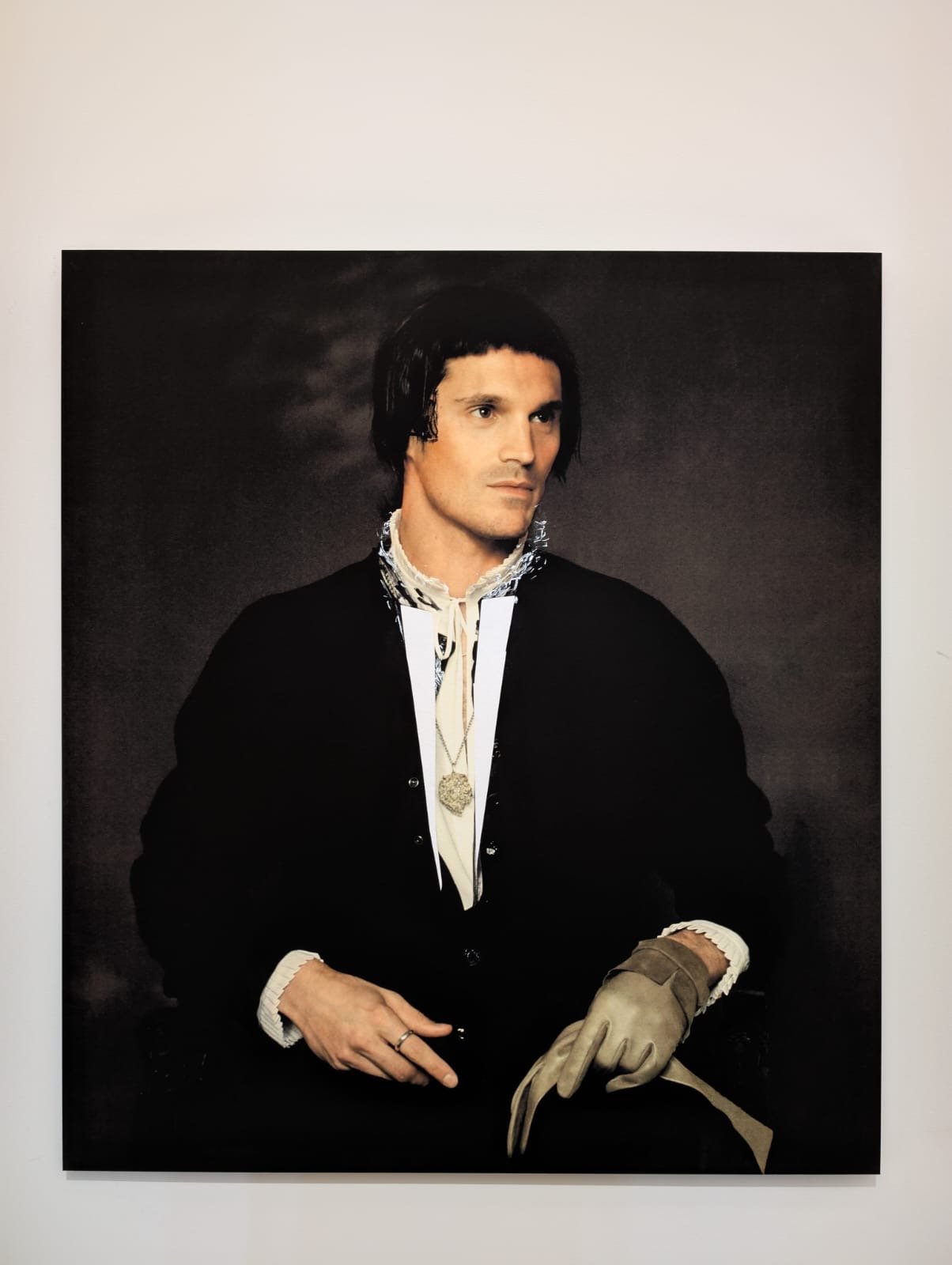 Agnès' “L'homme au gant” on show at Centre Pompidou Metz.